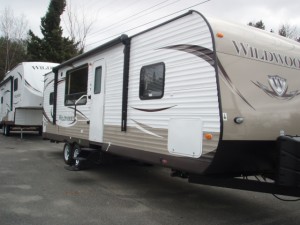 2014 Wildwood 231RBXL - 2014 Wildwood WDT37REDS-4