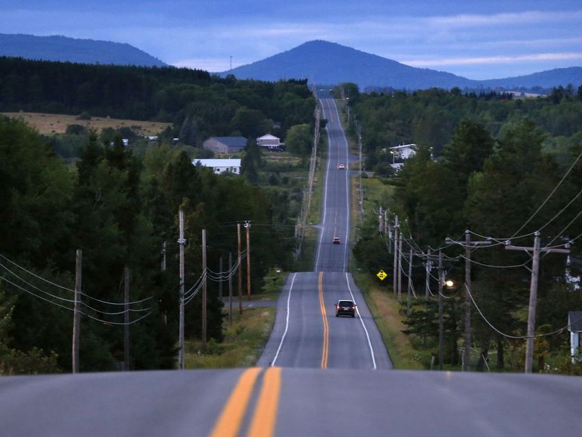 Maine Governor to allow road signs pointing out national monument